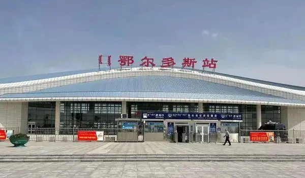清远到鄂尔多斯物流公司-清远至鄂尔多斯电动车摩托车托运专线高保真危险品物流专线